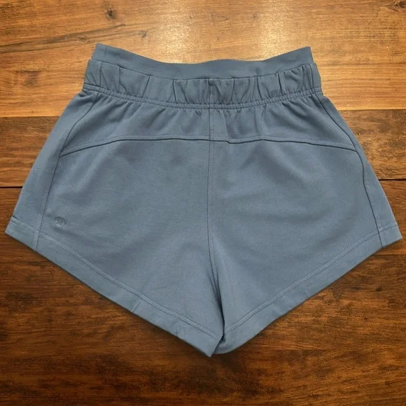 Lululemon Inner Glow Short - Oasis Blue - 4